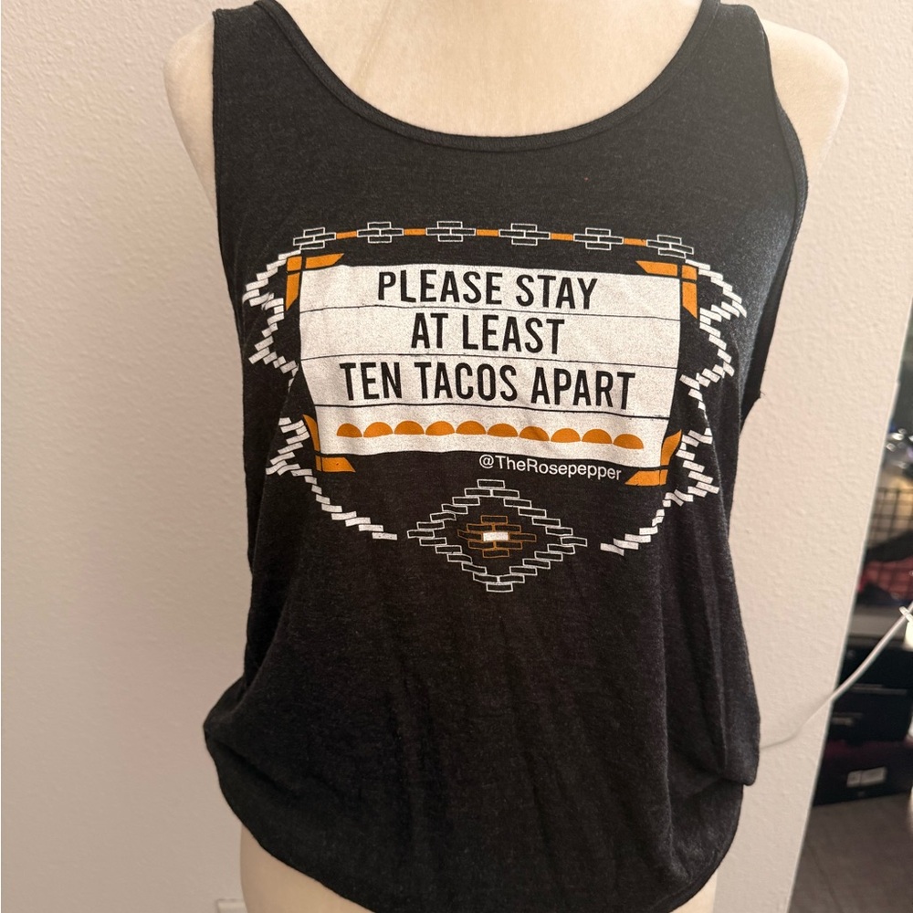 Nashville Rosepepper Graphic Tank Top - Black